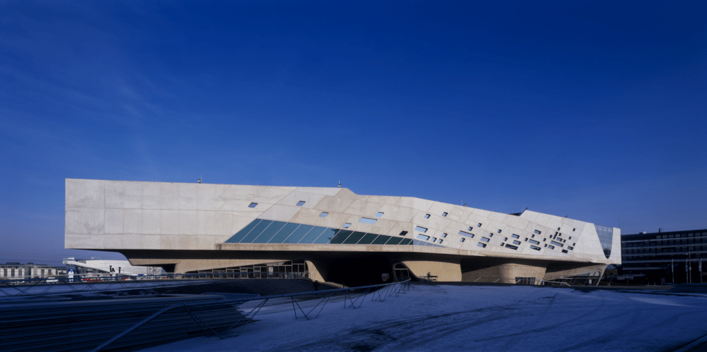 Phaeno Science Centre | Image credits: Werner Huthmacher